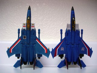 Hasbro Transformers Generations Thundercracker Action Figure