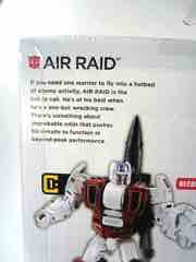 Hasbro Transformers Generations Combiner Wars Air Raid Action Figure
