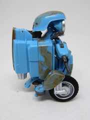 Hasbro Transformers The Last Knight Premier Edition Autobot Sqweeks Action Figure