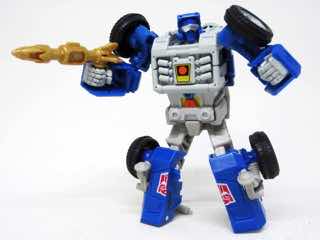 Transformers Generations Power of the Primes Beachcomber Action Figure