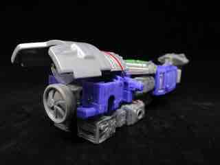 Transformers Generations War for Cybertron Siege Refraktor Action Figure