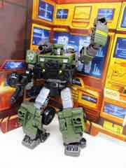 Transformers Generations War for Cybertron Trilogy Autobot Hound Action Figure