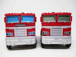 Transformers Generations War for Cybertron Trilogy Optimus Prime with Enerax and Sheeldron Action Figure
