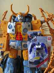 Hasbro Transformers Authentics Bravo Barricade Action Figure