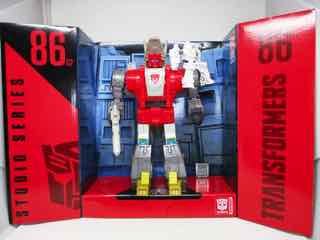 Hasbro Transformers Studio Series 86 Dinobot Slug with Daniel Witwicky