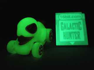 Mattel Hot Wheels HW Glow Racers Duck N' Roll Die-Cast Metal Vehicle