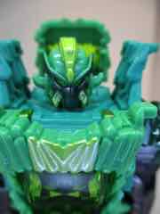 Hasbro Transformers Legacy United Deluxe Infernac Universe Shard Action Figure