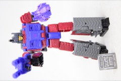 Hasbro Transformers Legacy United Deluxe G1 Universe Quake Action Figure