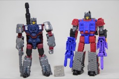 Hasbro Transformers Legacy United Deluxe G1 Universe Quake Action Figure