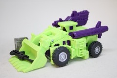 Hasbro Transformers Studio Series 86 Voyager Constructicon Scrapper Action Figure