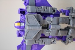 Hasbro Transformers Studio Series 86 Astrotrain