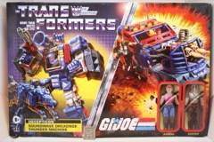 Hasbro Transformers x G.I. Joe Soundwave Dreadnok Thunder Machine with Zarana and Zartan