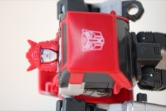 Hasbro Transformers Studio Series 86 Cliffjumper