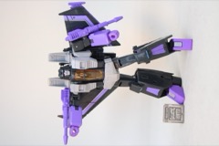 Hasbro Transformers Studio Series 86 Voyager Skywarp Action Figure