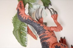 Mattel Jurassic World Reimagined Giganotosaurus vs. Therizinosaurus Action Figure