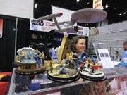 C2E2 2012 - Bradford Exchange - Statues and Collectibles