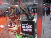 C2E2 2012 - DC Comics and Collectibles