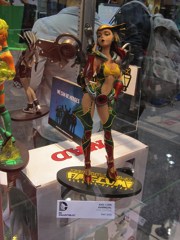 C2E2 2012 - DC Comics and Collectibles