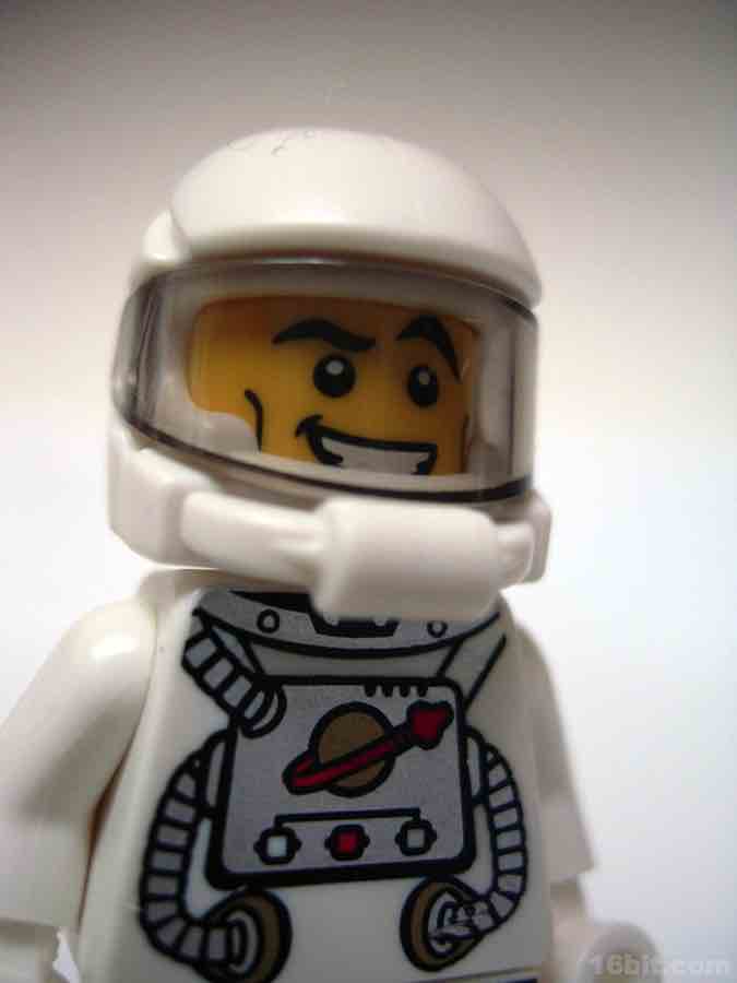 COLLECTIBLE MINIFIGURE Lego Series 1 "SPACEMAN" Genuine Lego NEW Astronaut  8683 