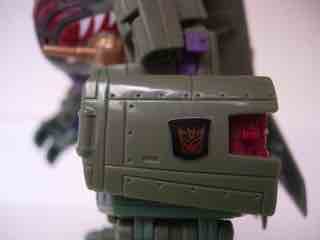 Hasbro Transformers Reveal the Shield Lugnut Action Figure