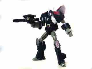 Hasbro Transformers Universe Cyclonus Action Figure