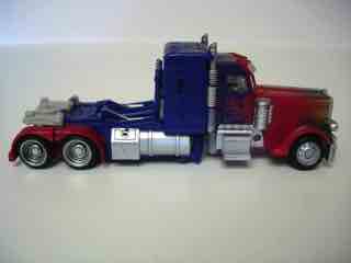 Hasbro Transformers Dark of the Moon Optimus Prime Deluxe Action Figure