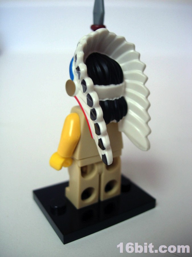 LEGO Lot of 4 White Minifig Indian Feathered Headdresses 