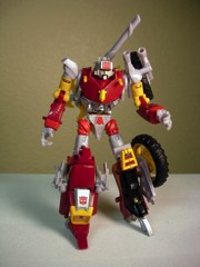 Hasbro Transformers Generations Junkheap Action Figure