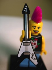 LEGO Minifigures Series 4 Punk Rocker