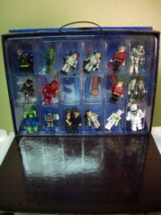 Diamond Select Battle Beasts Minimates Carry Case Red Alligator Action Figure