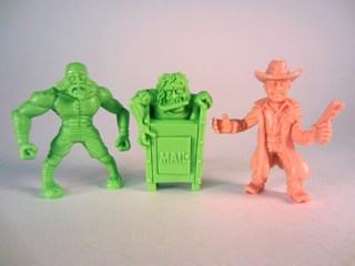 Jakks Pacific S.L.U.G. Zombies Macho Mangler, Flesh-Eatin' Phil, Buck Wilde Minifigures 3-Pack