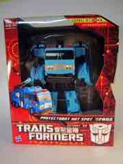 Hasbro Transformers Generations Protectobot Hot Spot Action Figure