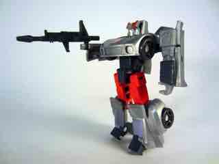 Hasbro Transformers Generations Bluestreak Action Figure