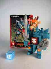 Takara-Tomy Beast Saga Long Giraf Action Figure