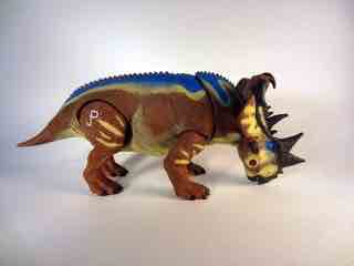 Hasbro Jurassic Park Pachyrhinosaurus Clash Action Figure Set