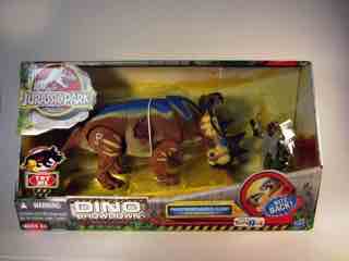 Hasbro Jurassic Park Pachyrhinosaurus Clash Action Figure Set