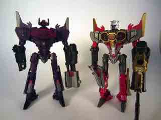 Hasbro Transformers Generations Fall of Cybertron Air Raid Action Figure