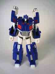 Hasbro Transformers Generations Fall of Cybertron Ultra Magnus Action Figure