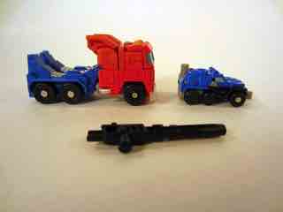 Hasbro Transformers Generations 30th Anniversary Optimus Prime with Autobot Roller Action Figure