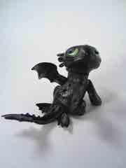 Spin Master Dreamworks Dragons Defenders of Berk Toothless Night Fury Action Figure