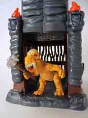 Irwin Toy Predasaurs Cage Set with Trading Figure