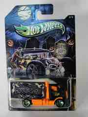 Mattel Hot Wheels Hiway Hauler Die-Cast Metal Vehicle