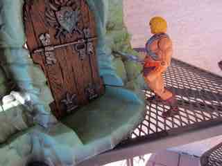 Mattel Masters of the Universe Classics Castle Grayskull Playset