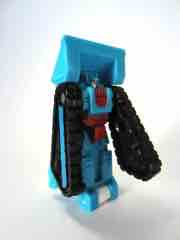 Hasbro Transformers Generations Thrilling 30 Autobot Tailgate with Groundbuster Action Figure