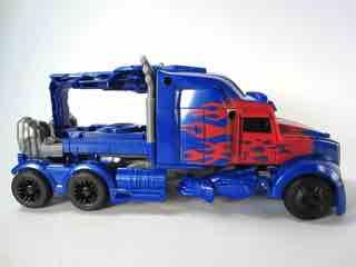 Hasbro Transformers Age of Extinction Optimus Prime Smash and Change Figure