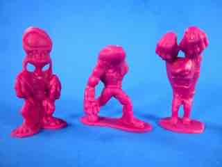 Blip Toys Battle Warriors Monsters vs. Military Mini-Figures Tube