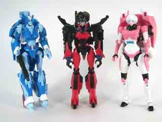 Hasbro Transformers Generations Thrilling 30 Chromia Action Figure