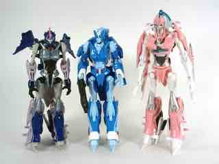 Hasbro Transformers Generations Thrilling 30 Chromia Action Figure