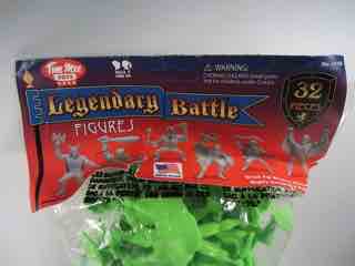 Tim Mee Toys Green and Grey Legendary Battle Figure Set