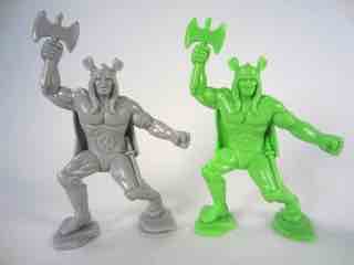 Tim Mee Toys Green and Grey Legendary Battle Figure Set